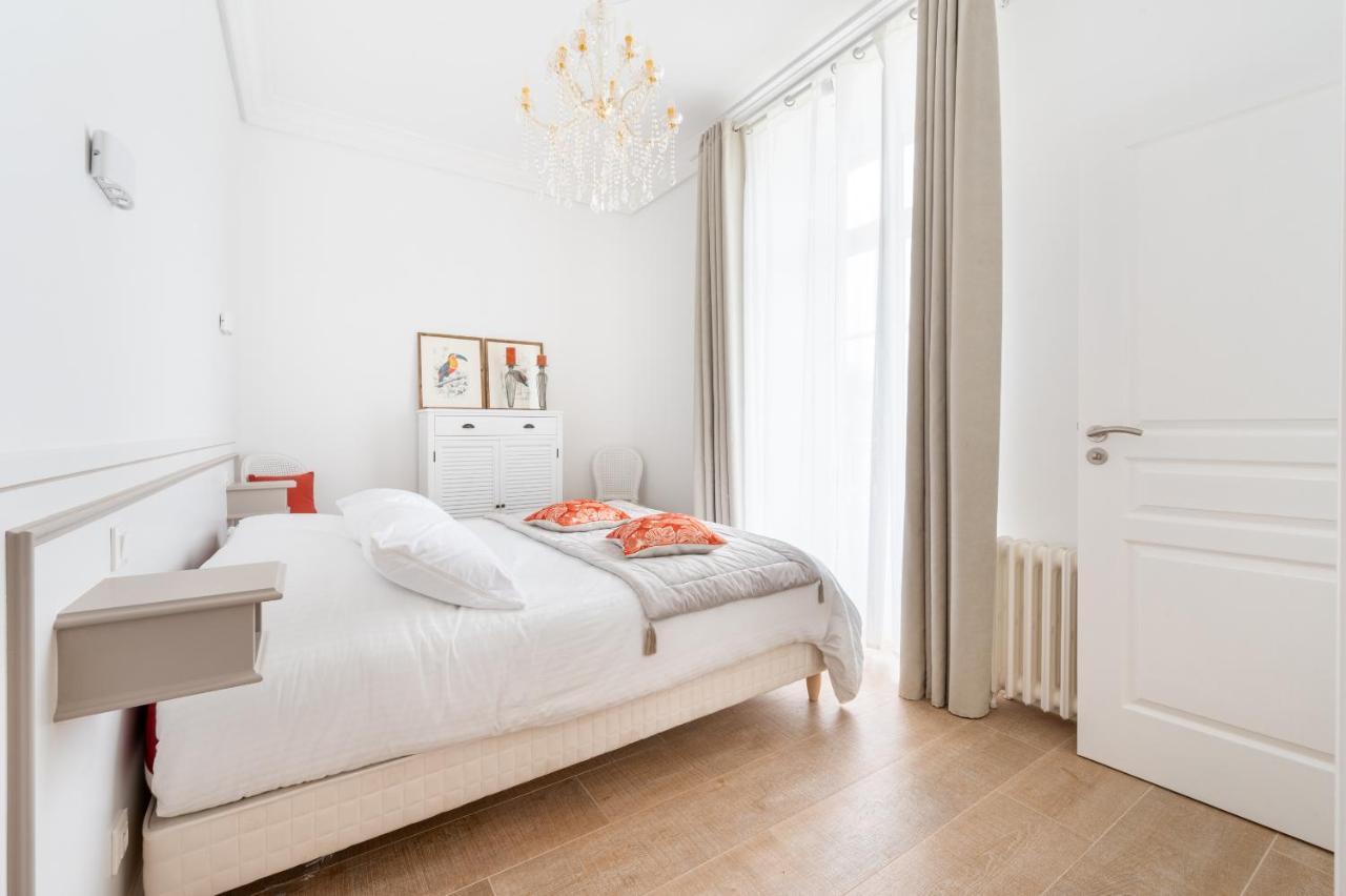 Bed and Breakfast Domaine Les Jardins Darsene Tinteniac Экстерьер фото